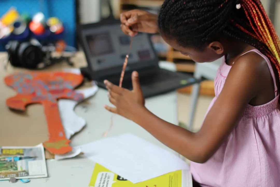 Students presenting their MakeFashion projects